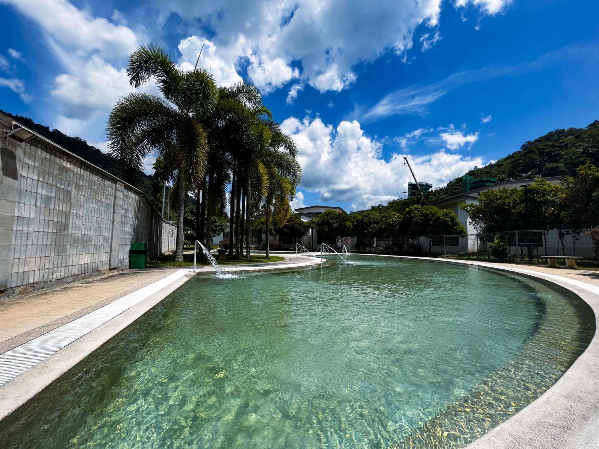 Erya By Suria Hot Spring Bentong Hotell Exteriör bild