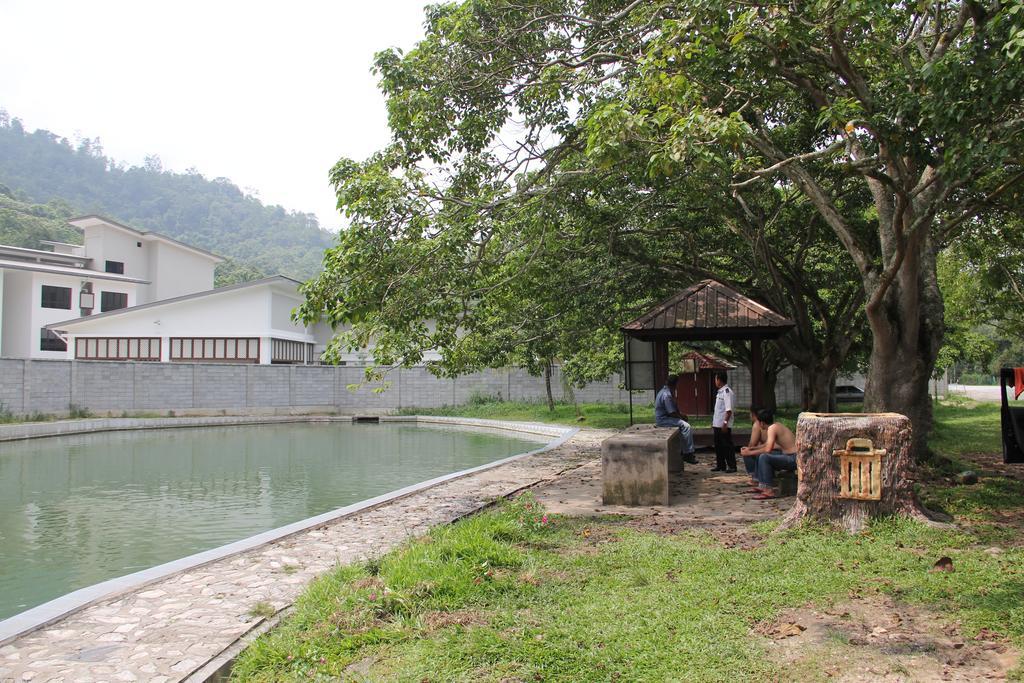 Erya By Suria Hot Spring Bentong Hotell Exteriör bild