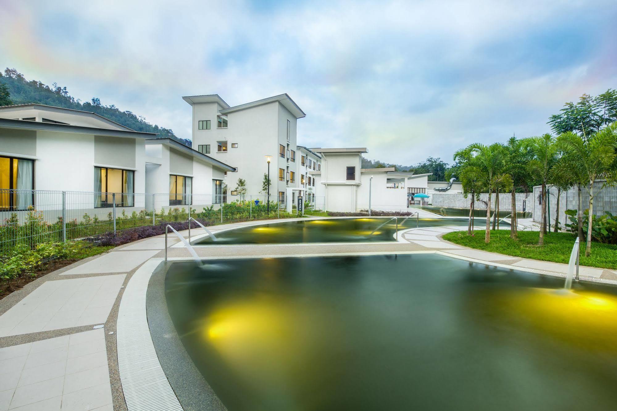 Erya By Suria Hot Spring Bentong Hotell Exteriör bild
