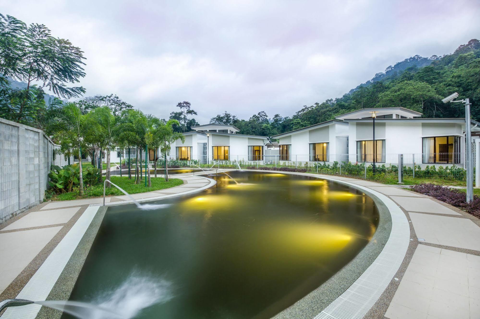 Erya By Suria Hot Spring Bentong Hotell Exteriör bild