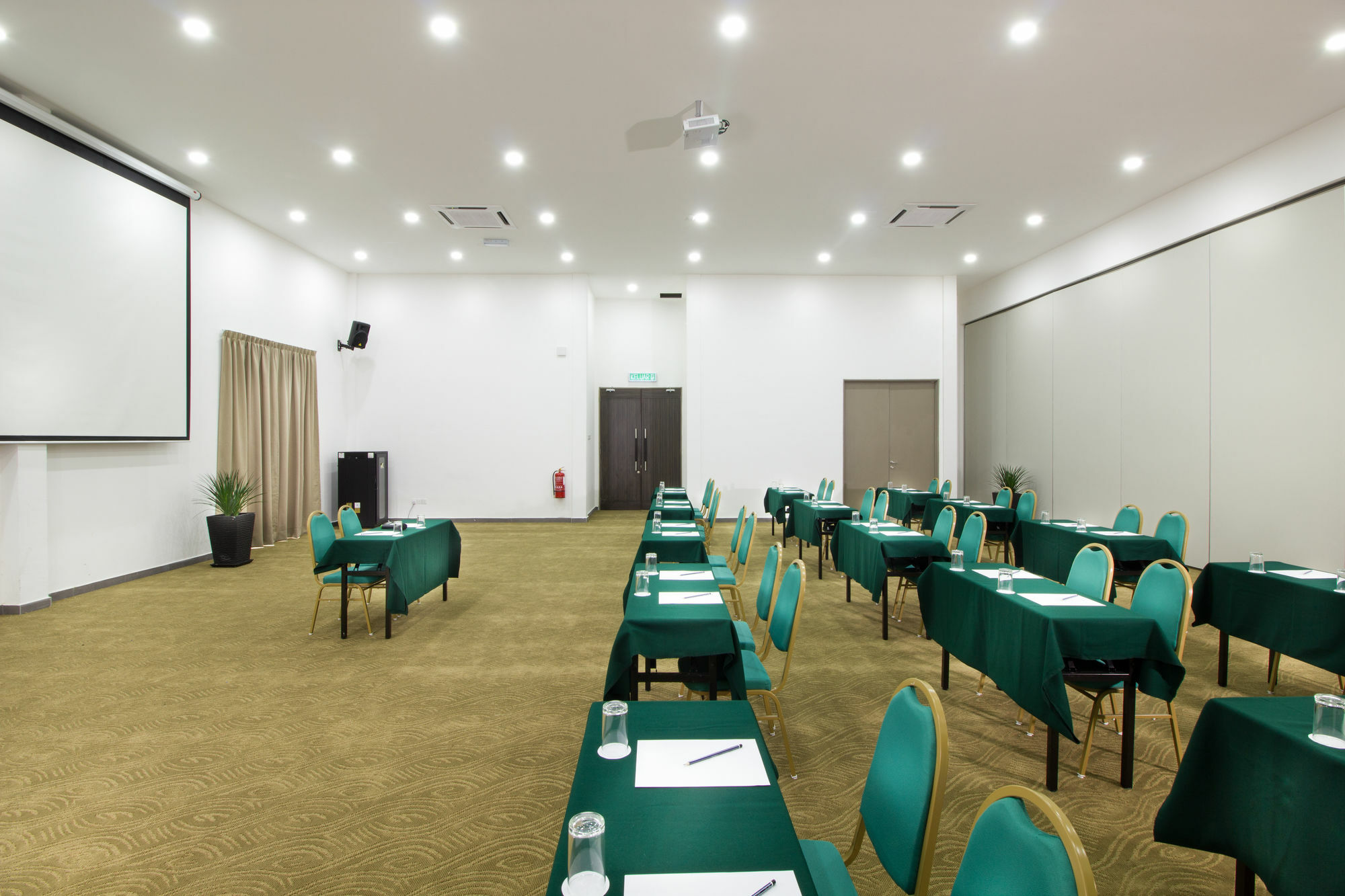 Erya By Suria Hot Spring Bentong Hotell Exteriör bild